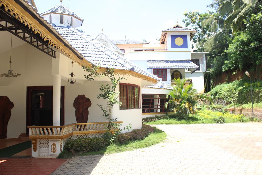 Wayanad Gate Resort Mananthavady Exterior foto