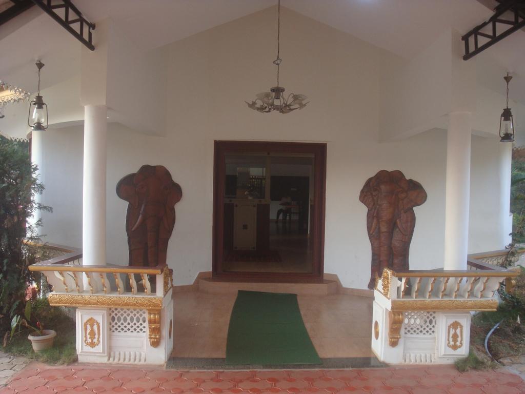 Wayanad Gate Resort Mananthavady Exterior foto